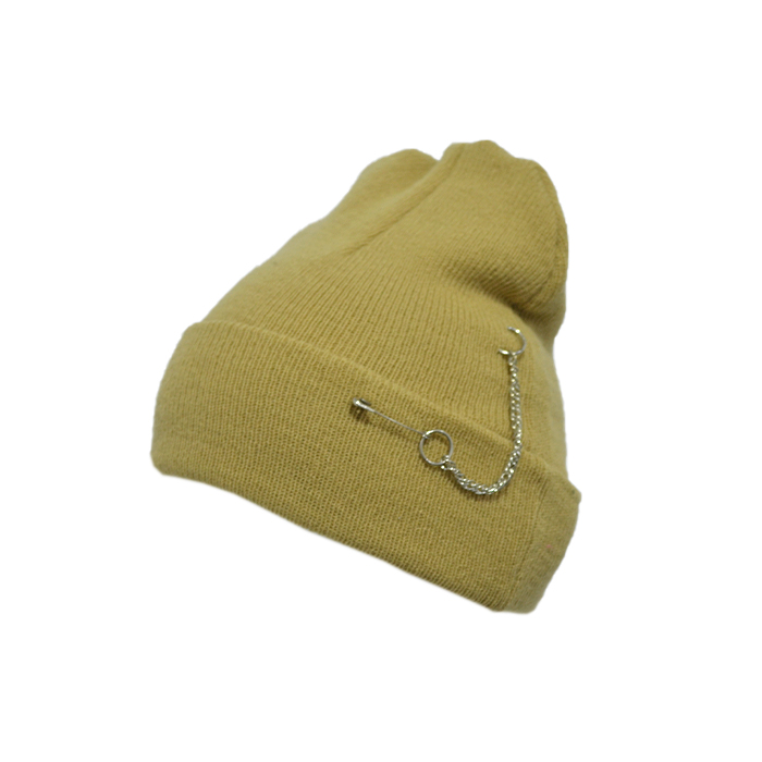 [37063] GORRO ROCKY CADENA MAS ALFILER